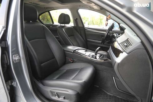 BMW 5 серия 2014 - фото 8