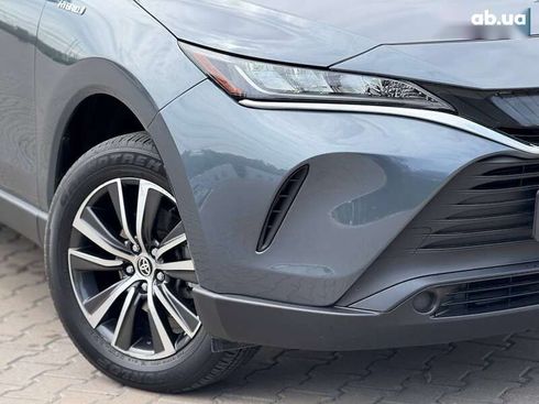 Toyota Venza 2021 - фото 19