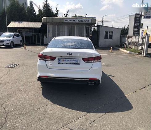 Kia K5 2017 - фото 5