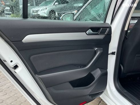 Volkswagen passat b8 2016 белый - фото 31
