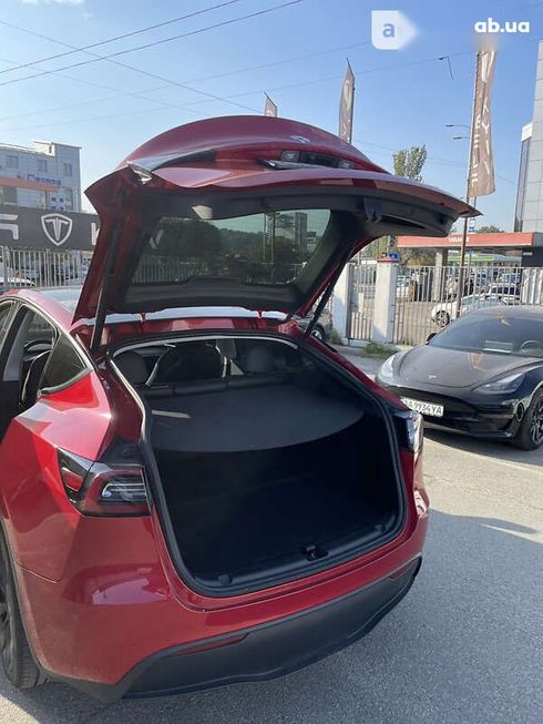 Tesla Model Y 2023 - фото 19