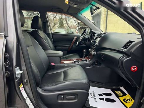 Toyota Highlander 2011 - фото 22