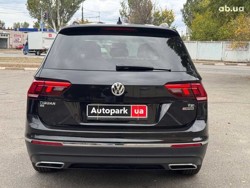 Volkswagen Tiguan 2017 черный - фото 4