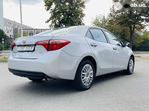 Toyota Corolla 2018 - фото 6