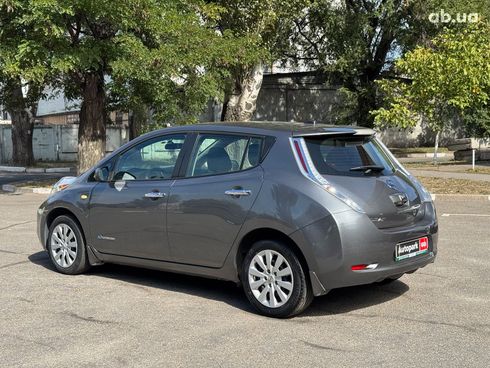 Nissan Leaf 2016 серый - фото 3