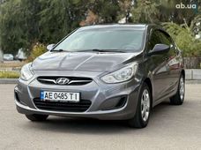 Продаж вживаних Hyundai Accent 2013 року в Дніпрі - купити на Автобазарі