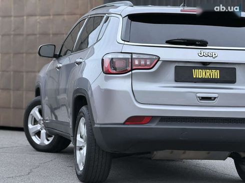 Jeep Compass 2018 - фото 17