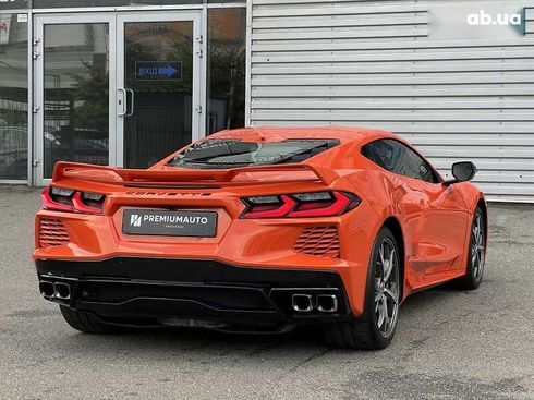 Chevrolet Corvette 2021 - фото 18