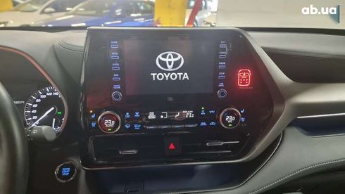 Toyota Highlander 2022 - фото 13