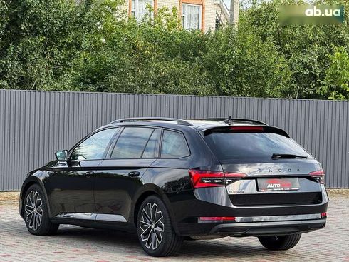 Skoda Superb 2021 - фото 6