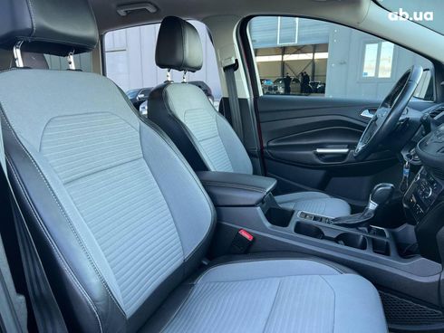 Ford Escape 2017 красный - фото 40