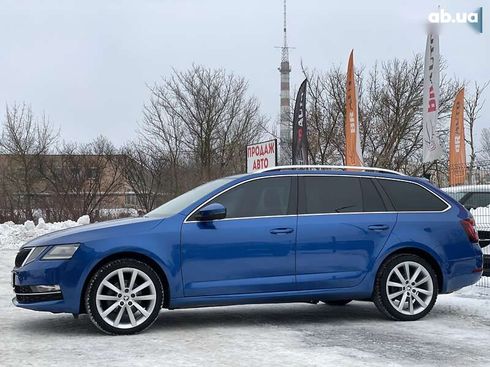Skoda Octavia 2019 - фото 12