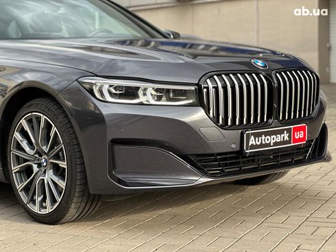 BMW 7 серия 2019 синий - фото 7