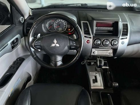 Mitsubishi Pajero Sport 2011 - фото 30