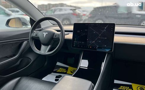 Tesla Model 3 2020 - фото 19