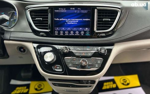 Chrysler Pacifica 2018 - фото 12