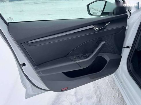 Skoda Octavia 2020 - фото 23