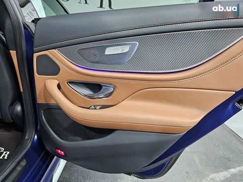 Mercedes-Benz AMG GT 4 2020 - фото 17