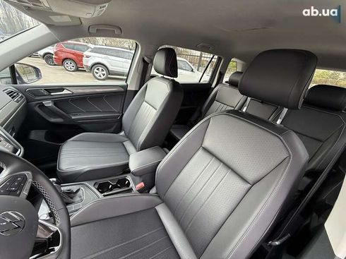 Volkswagen Tiguan 2022 - фото 13