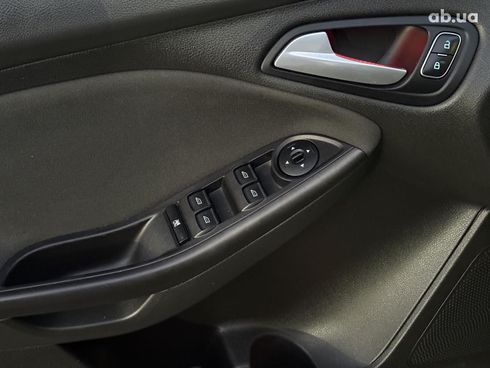 Ford Focus 2015 черный - фото 16