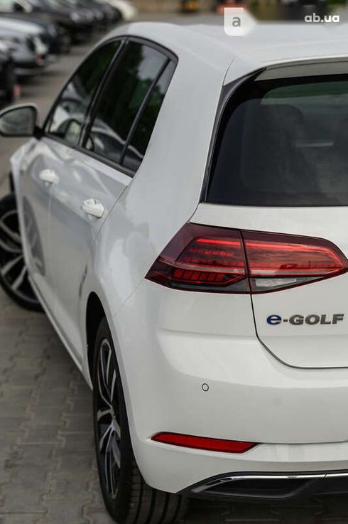 Volkswagen e-Golf 2019 - фото 15