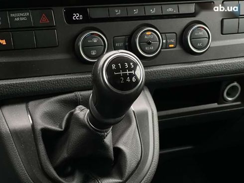 Volkswagen Caravelle 2016 - фото 16
