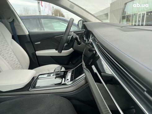 Audi RS Q8 2022 - фото 35