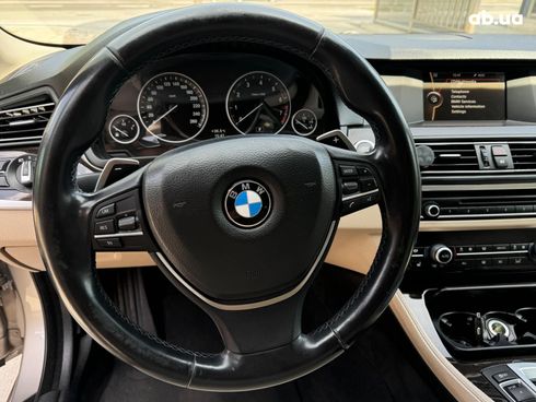 BMW 5 серия 2012 бежевый - фото 19