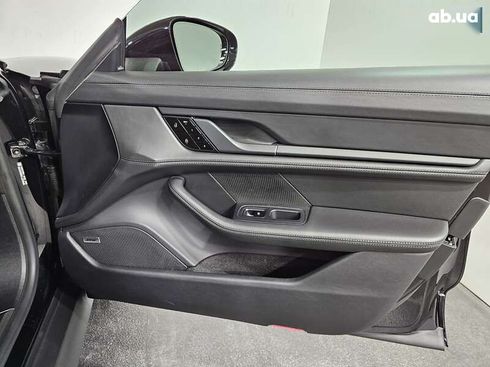 Porsche Taycan 2021 - фото 21