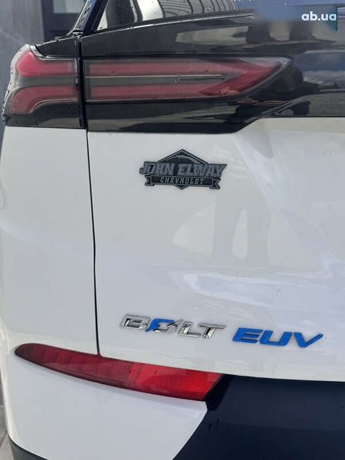 Chevrolet Bolt 2022 - фото 15