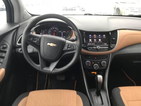 Chevrolet Trax 2019 синий - фото 35