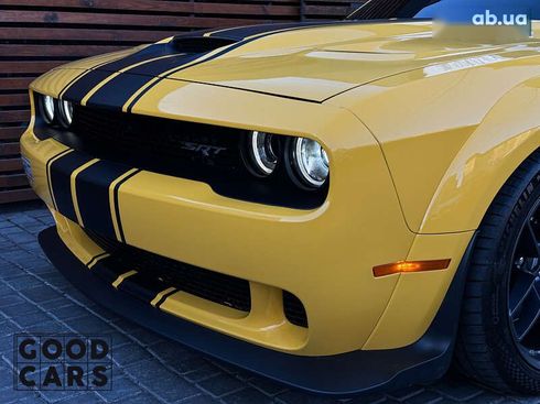 Dodge Challenger 2017 - фото 6