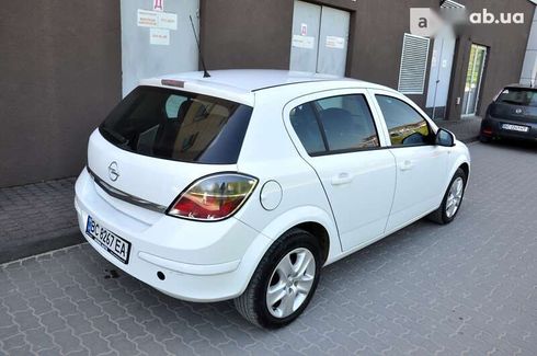 Opel Astra 2013 - фото 10