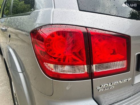 Dodge Journey 2016 серый - фото 7