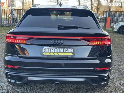 Audi Q8 2020 - фото 7