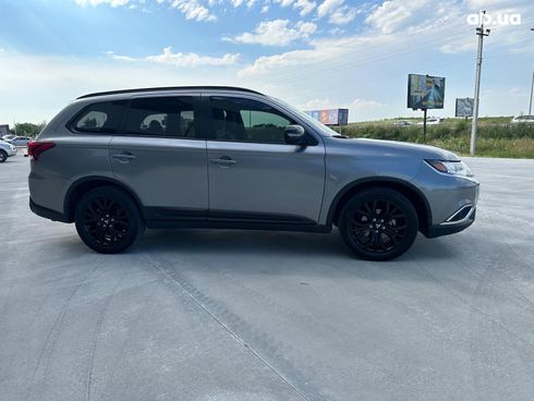 Mitsubishi Outlander 2019 серый - фото 7