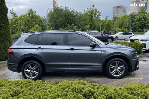 Volkswagen Tiguan 2017 - фото 8