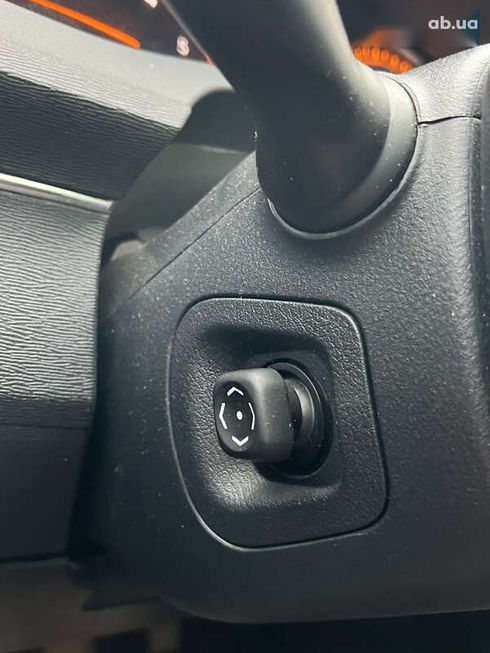 Toyota Avensis 2009 - фото 22