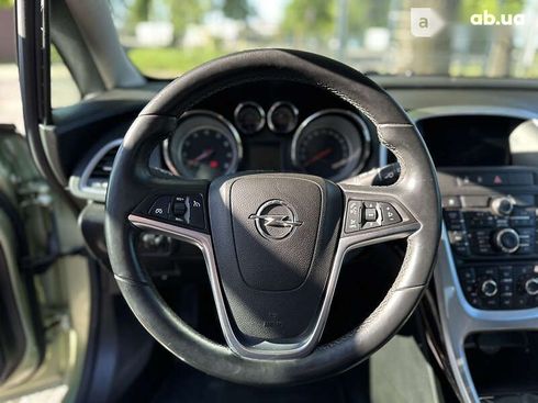 Opel Astra 2011 - фото 26