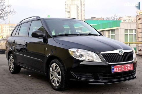 Skoda Fabia 2012 - фото 6