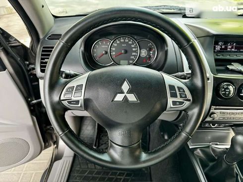 Mitsubishi Pajero Sport 2011 - фото 25