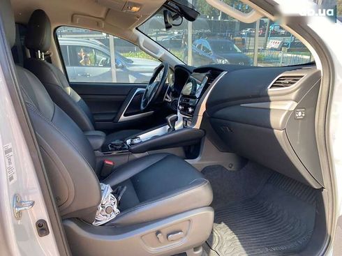 Mitsubishi Pajero Sport 2024 - фото 19