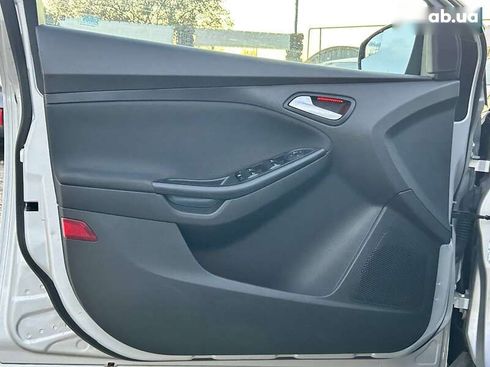 Ford Focus 2013 - фото 11