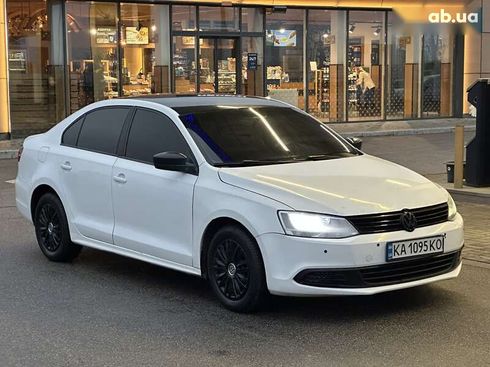 Volkswagen Jetta 2012 - фото 10