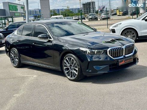 BMW 5 серия 2023 - фото 19