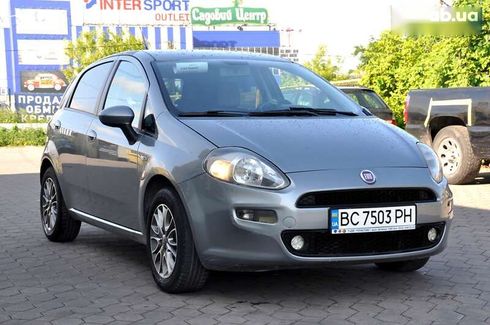 Fiat Punto 2012 - фото 28