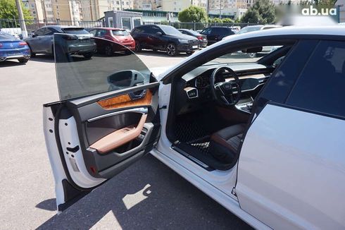 Audi A7 2021 - фото 17