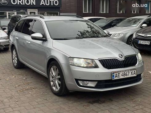 Skoda Superb 2016 - фото 7