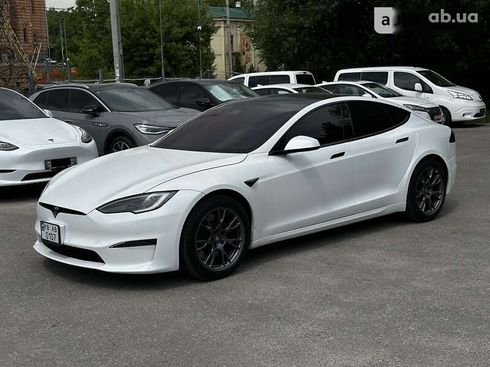 Tesla Model S 2022 - фото 19