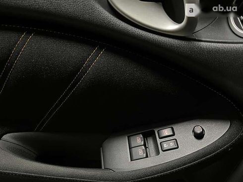 Nissan 370Z 2017 - фото 28